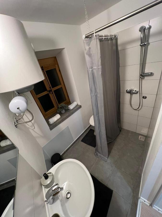 Sml Apartments 1 إيزولا المظهر الخارجي الصورة