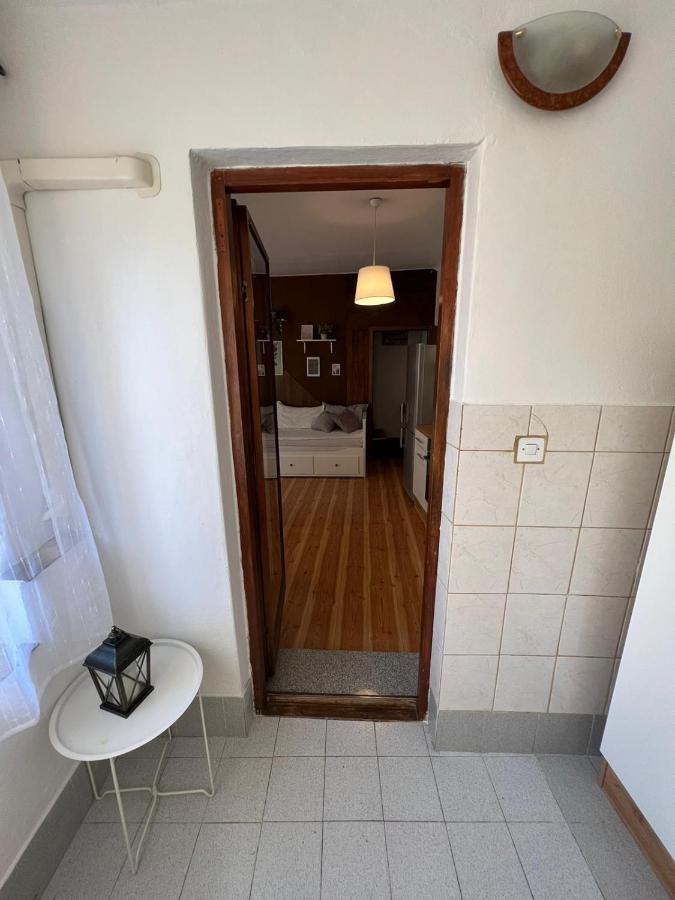 Sml Apartments 1 إيزولا المظهر الخارجي الصورة