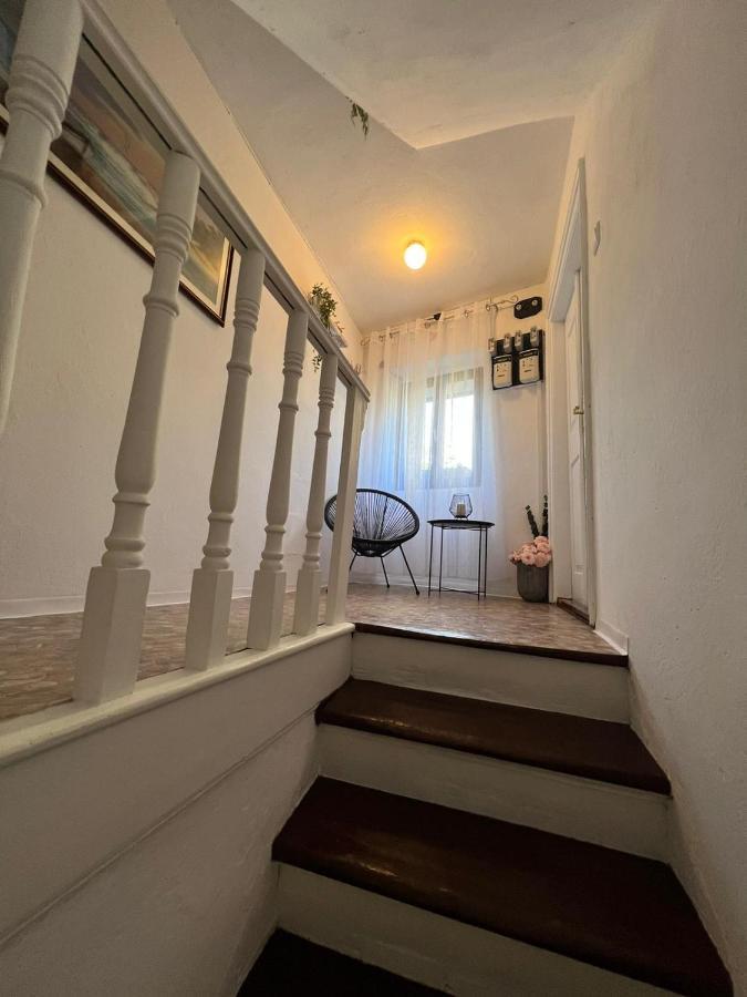 Sml Apartments 1 إيزولا المظهر الخارجي الصورة