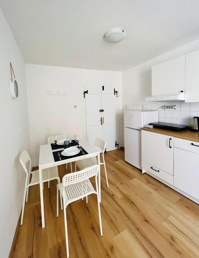 Sml Apartments 1 إيزولا المظهر الخارجي الصورة
