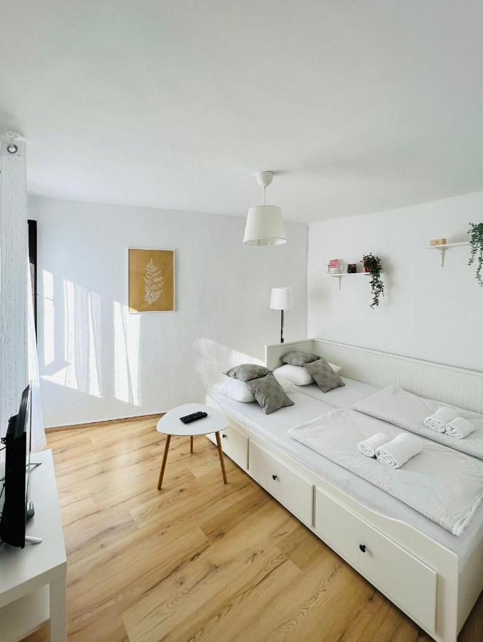 Sml Apartments 1 إيزولا المظهر الخارجي الصورة